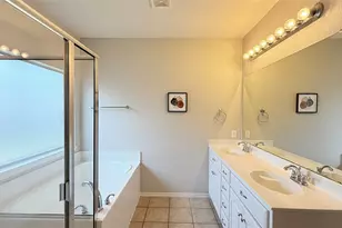 7901 Roswell Ct, Arlington, TX 76002 - Photo 13