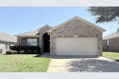 7901 Roswell Court, Arlington, TX 76002 - Photo 1