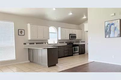 7901 Roswell Court, Arlington, TX 76002 - Photo 7