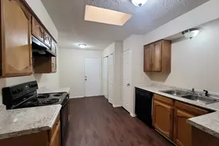1714 Magnolia Ln, Euless, TX 76039 - Photo 3