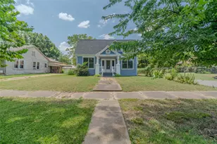 419 W 5th St, Bonham, TX 75418 - Photo 27