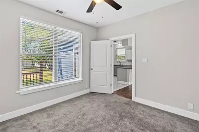 419 W 5th Street, Bonham, TX 75418 - Photo 25