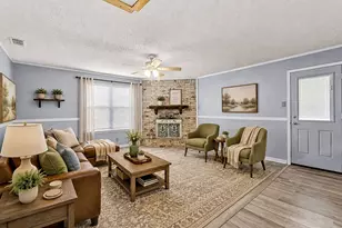 223 Countryside Dr, Arlington, TX 76014 - Photo 3