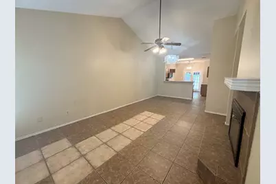 2915 Roxboro Road, Euless, TX 76039 - Photo 3