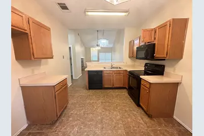 2915 Roxboro Road, Euless, TX 76039 - Photo 7