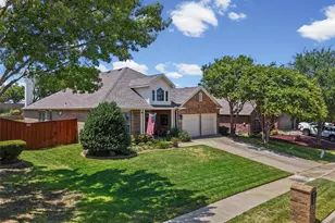 1759 Hidden Brook Dr, Grand Prairie, TX 75050 - Photo 3