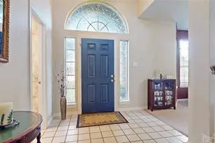 817 Crystal Ln, Hurst, TX 76054 - Photo 17
