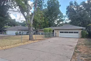 906 Sharpshire St, Grand Prairie, TX 75050 - Photo 39