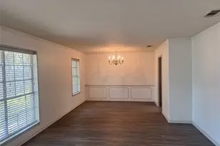 906 Sharpshire St, Grand Prairie, TX 75050 - Photo 3