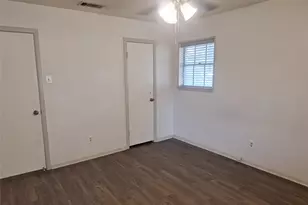 906 Sharpshire St, Grand Prairie, TX 75050 - Photo 21