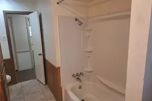 906 Sharpshire St, Grand Prairie, TX 75050 - Photo 27