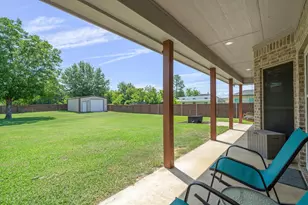 180 N Bois D Arc St, Van, TX 75790 - Photo 27