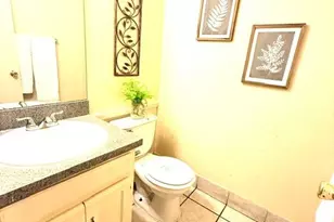 627 Overlook Ct, Arlington, TX 76012 - Photo 9