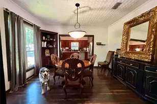 301 Forrest Ave, Cleburne, TX 76033 - Photo 9