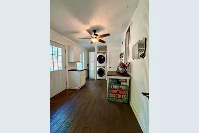 301 Forrest Avenue, Cleburne, TX 76033 - Photo 7