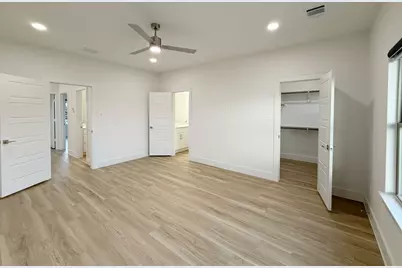128 Pinkie Holmes Drive, Grand Prairie, TX 75050 - Photo 17