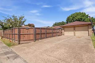 1500 Laredo Ln, Mesquite, TX 75150 - Photo 25