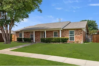 6005 Blair Oaks Drive, The Colony, TX 75056 - Photo 3