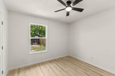 420 Dogwood Street, Springtown, TX 76082 - Photo 21