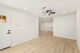 420 Dogwood St, Springtown, TX 76082 - Photo 5