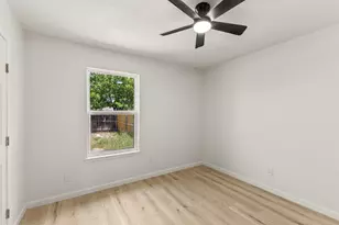 420 Dogwood St, Springtown, TX 76082 - Photo 21