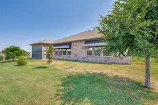 700 Freedom Ln, Little Elm, TX 76227 - Photo 15