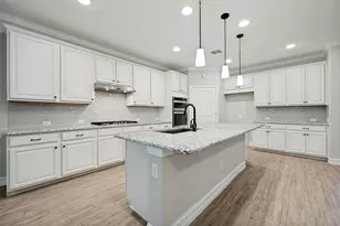 700 Freedom Ln, Little Elm, TX 76227 - Photo 7