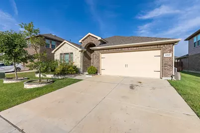 4013 Spur Trail Drive, Denton, TX 76208 - Photo 3