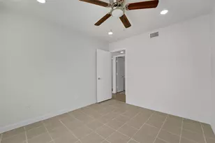 5517 Wyrick Ln, Garland, TX 75044 - Photo 15
