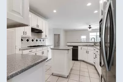 5601 Glenview Lane, The Colony, TX 75056 - Photo 7