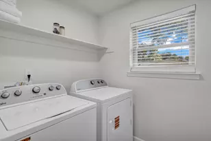 311 Casas Del Sur St, Granbury, TX 76049 - Photo 15