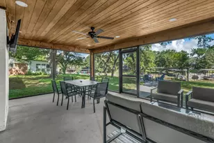 311 Casas Del Sur St, Granbury, TX 76049 - Photo 17