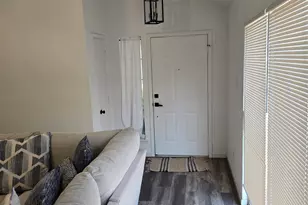 3182 Cross Creek Cir, Grand Prairie, TX 75052 - Photo 7