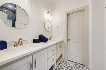 305 Jefferson Street, Arlington, TX 76012 - Photo 37