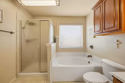 200 Jacinth Lane, Granbury, TX 76049 - Photo 19