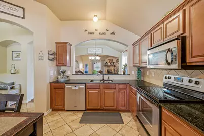 200 Jacinth Lane, Granbury, TX 76049 - Photo 7
