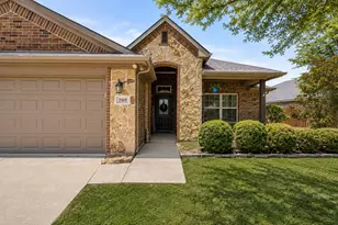 200 Jacinth Ln, Granbury, TX 76049 - Photo 1