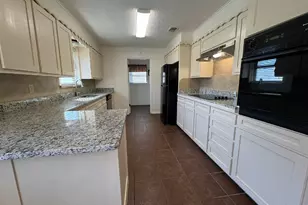 208 Prairie Wind Blvd, Stephenville, TX 76401 - Photo 5