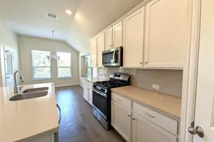 9324 Bronze Meadow Dr, Fort Worth, TX 76131 - Photo 11