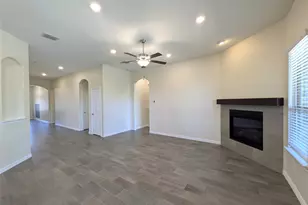 9324 Bronze Meadow Dr, Fort Worth, TX 76131 - Photo 9