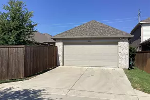 12324 Hulson Trl, Fort Worth, TX 76052 - Photo 11