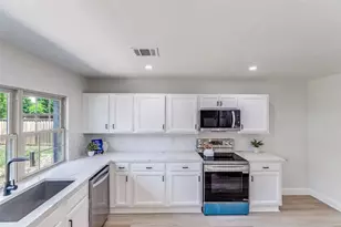 1505 Rocky Cove Cir, Plano, TX 75023 - Photo 11