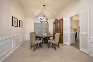 2214 New Mill Ln, Arlington, TX 76012 - Photo 15
