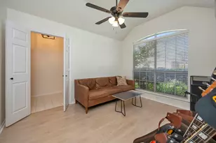 2214 New Mill Ln, Arlington, TX 76012 - Photo 29