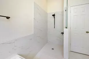 2214 New Mill Ln, Arlington, TX 76012 - Photo 23