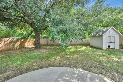 2214 New Mill Lane, Arlington, TX 76012 - Photo 35