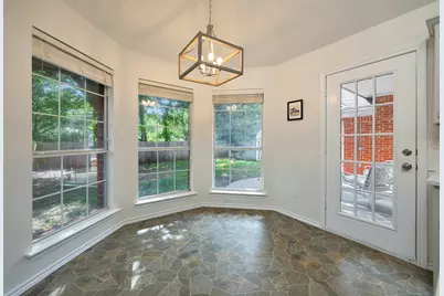2214 New Mill Lane, Arlington, TX 76012 - Photo 5