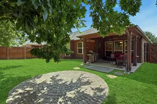 405 Bird Creek Dr, Little Elm, TX 75068 - Photo 3