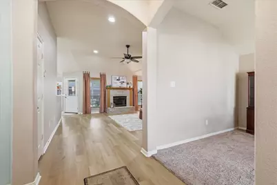 4004 Marigold Drive, Haltom City, TX 76137 - Photo 7