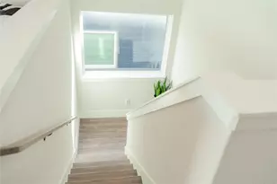 1006 Barsotti Ct, Dallas, TX 75212 - Photo 17
